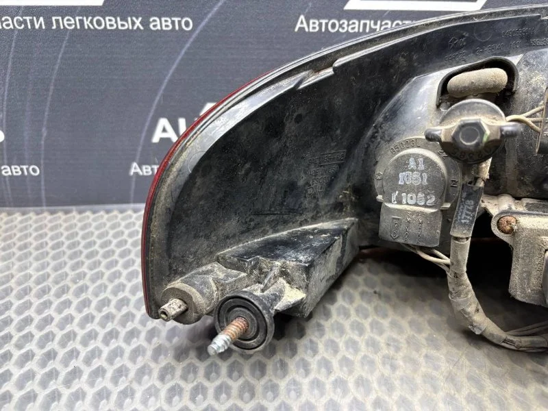Фонарь задний правый Dodge Stratus СЕДАН JR 2.4 - миниатюра 6