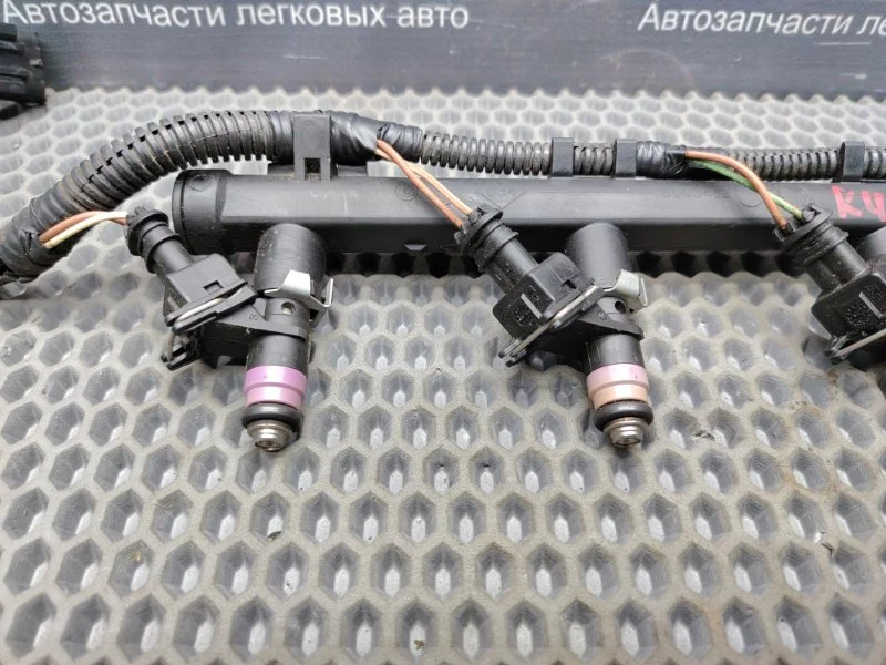 Топливная рампа Renault Megane СЕДАН K4M812 2007 - миниатюра 2