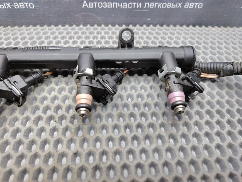 Топливная рампа Renault Megane СЕДАН K4M812 2007 - миниатюра 7