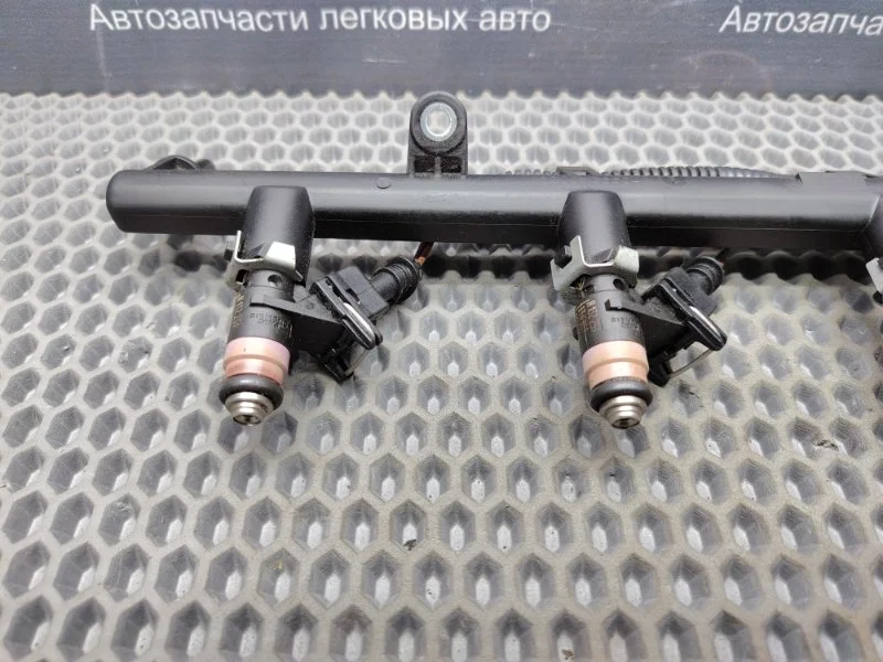 Топливная рампа Renault Megane СЕДАН K4M812 2007 - миниатюра 8