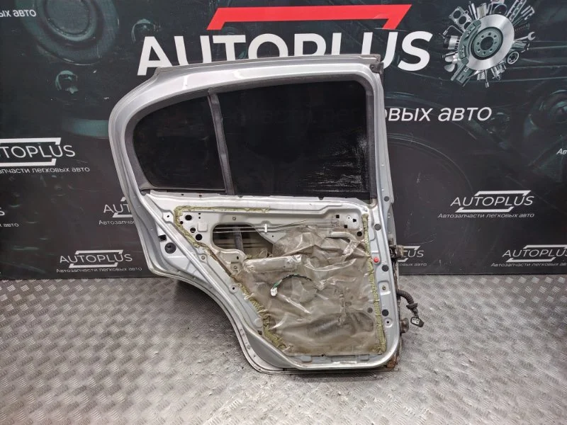 Дверь боковая задняя левая Nissan Almera N16 - миниатюра 7