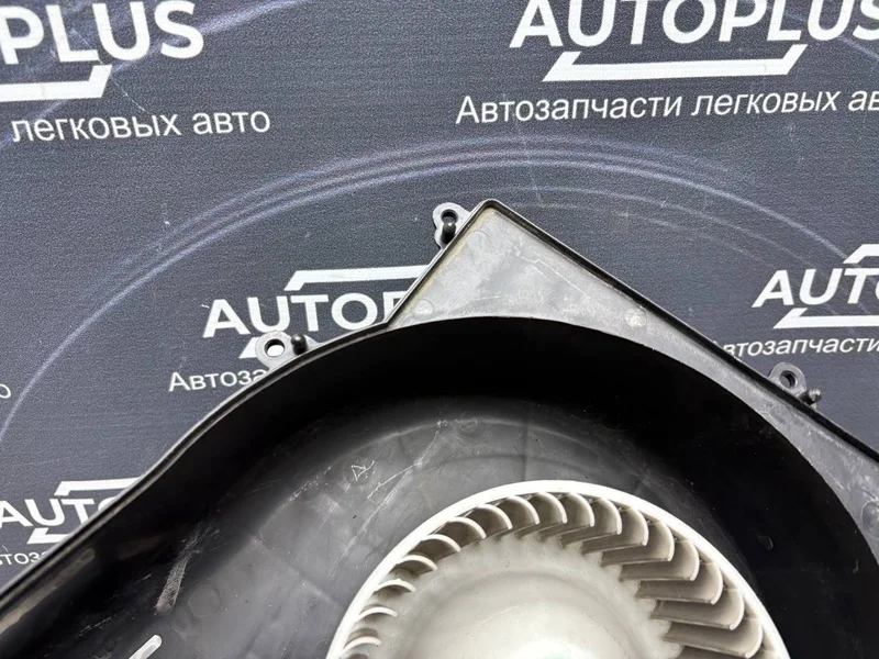 Моторчик печки Nissan Almera N16 СЕДАН 1.8 QG18DE - миниатюра 7