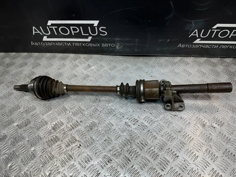 Правый привод Renault Megane СЕДАН K4MW761 2005 - изображение 1