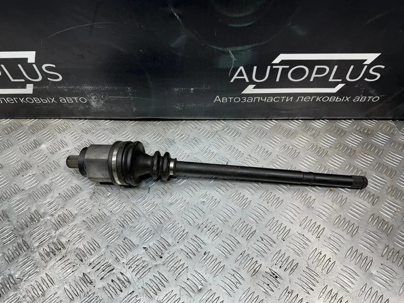 Правый привод Renault Megane СЕДАН K4MW761 2005 - изображение 1