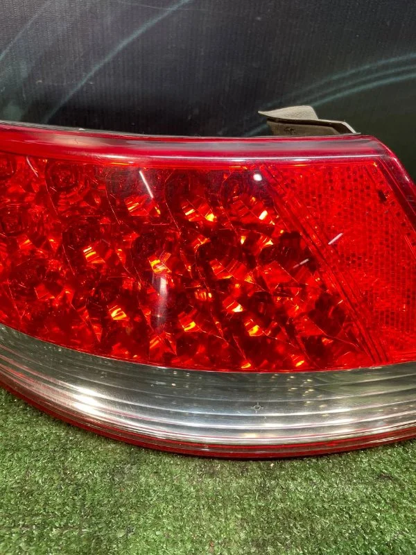 Фонарь задний левый Hyundai Grandeur 4 2.7 G6EA - миниатюра 3