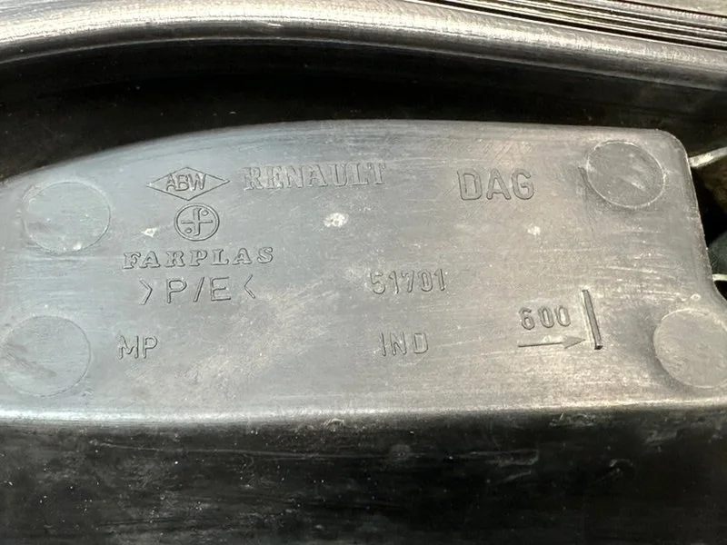 Жабо Renault Megane СЕДАН K4MW761 2005 - миниатюра 7