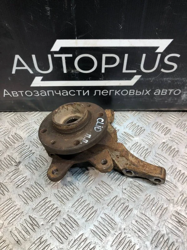 Поворотный кулак со ступицей передний правый - изображение 1