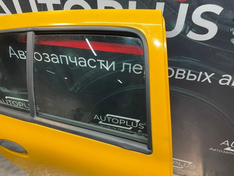 Дверь боковая задняя правая Renault Clio СЕДАН 1.4 - миниатюра 3