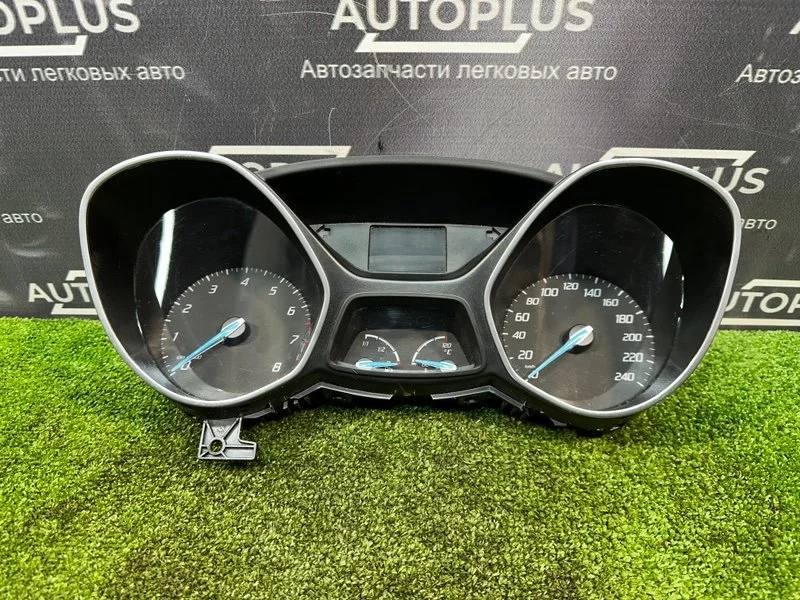 Панель приборов Ford Focus СЕДАН 1.6 PNDA 2011 - миниатюра 10