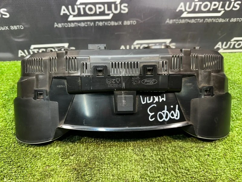 Панель приборов Ford Focus СЕДАН 1.6 PNDA 2011 - миниатюра 4