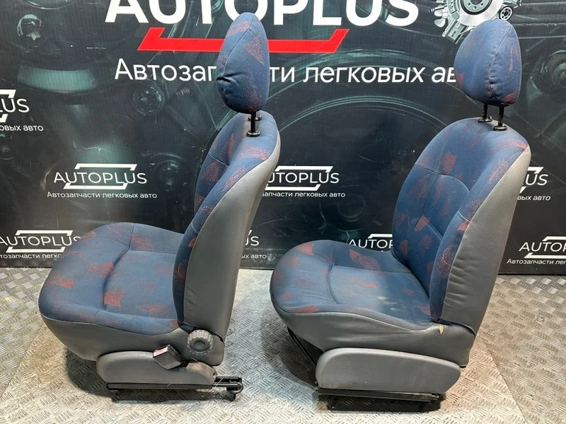 Сиденье переднее Renault Clio СЕДАН 1.4 K7JA700 - миниатюра 2