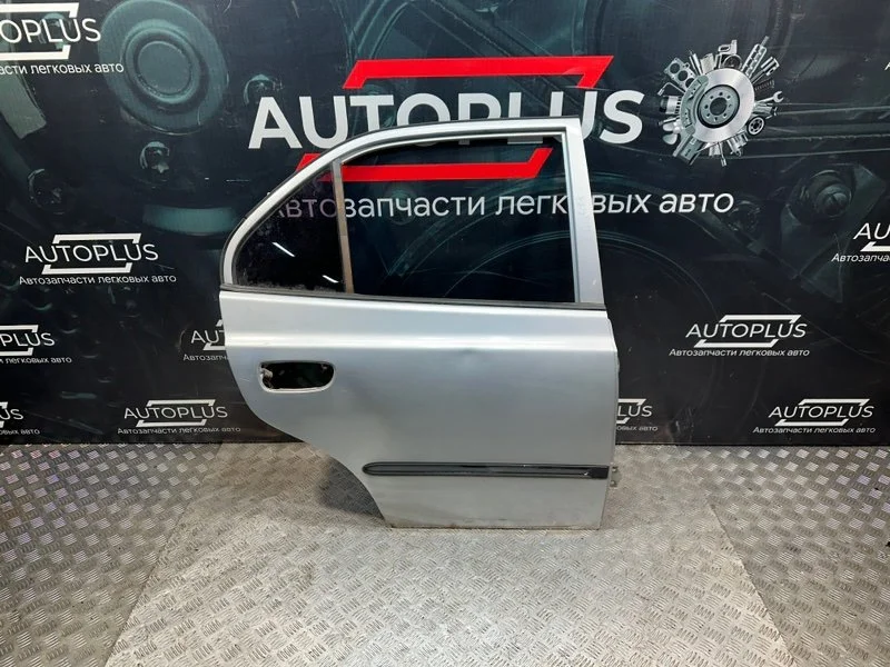 Дверь боковая задняя правая Hyundai Accent СЕДАН - изображение 1