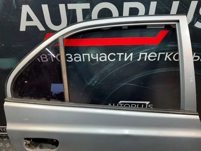 Дверь боковая задняя правая Hyundai Accent СЕДАН - миниатюра 3