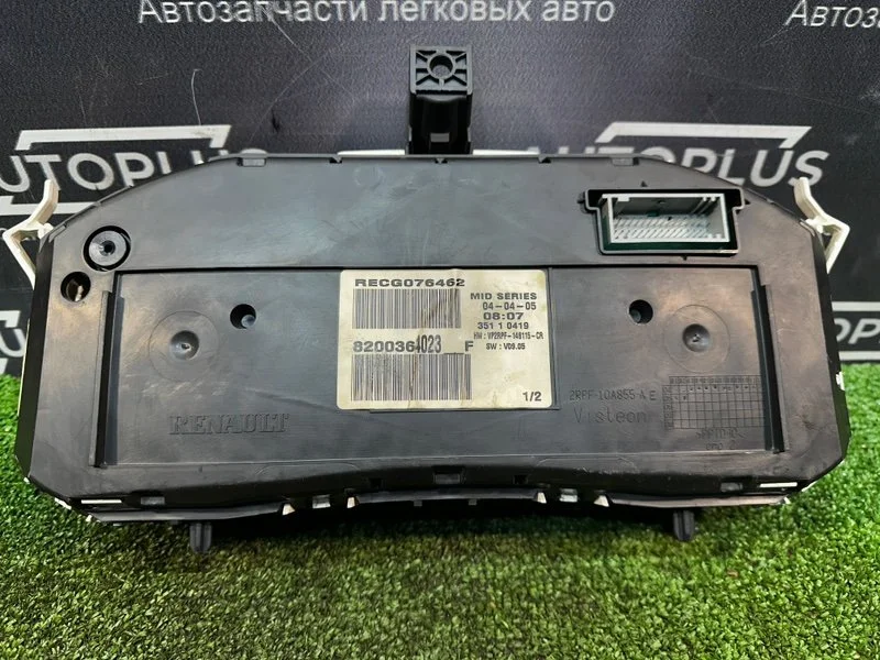 Панель приборов Renault Megane СЕДАН K4MW761 2005 - миниатюра 4