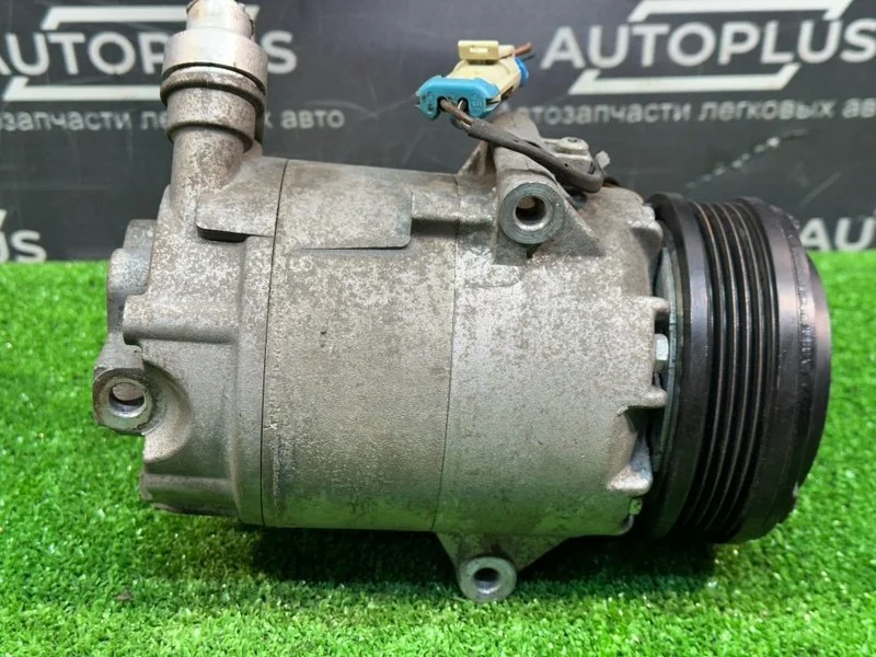 Компрессор кондиционера Opel Astra Z18XER 2013 - миниатюра 4