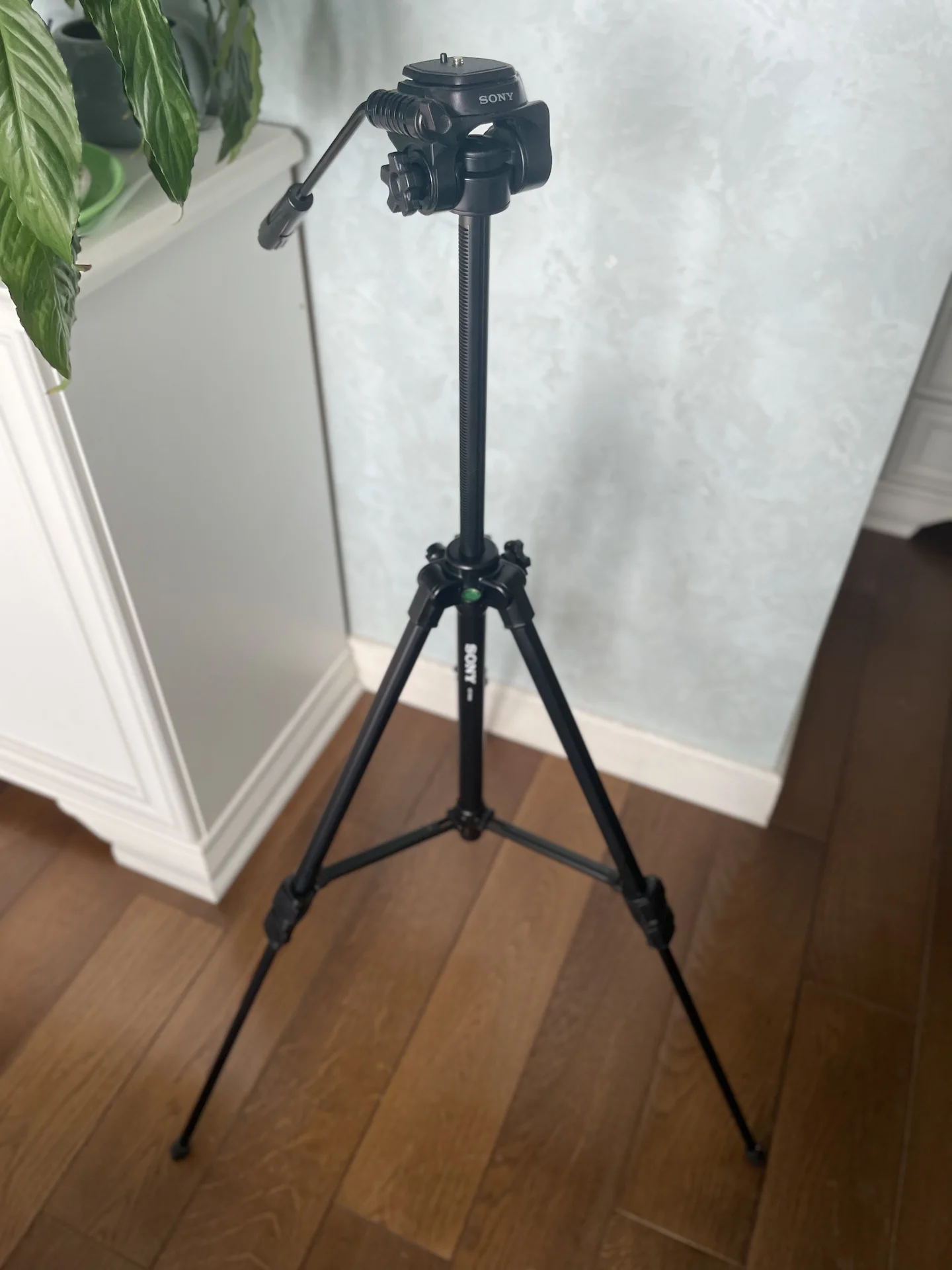 Штатив-тренога Sony VCT-R640 для фото/видеотехники - миниатюра 3