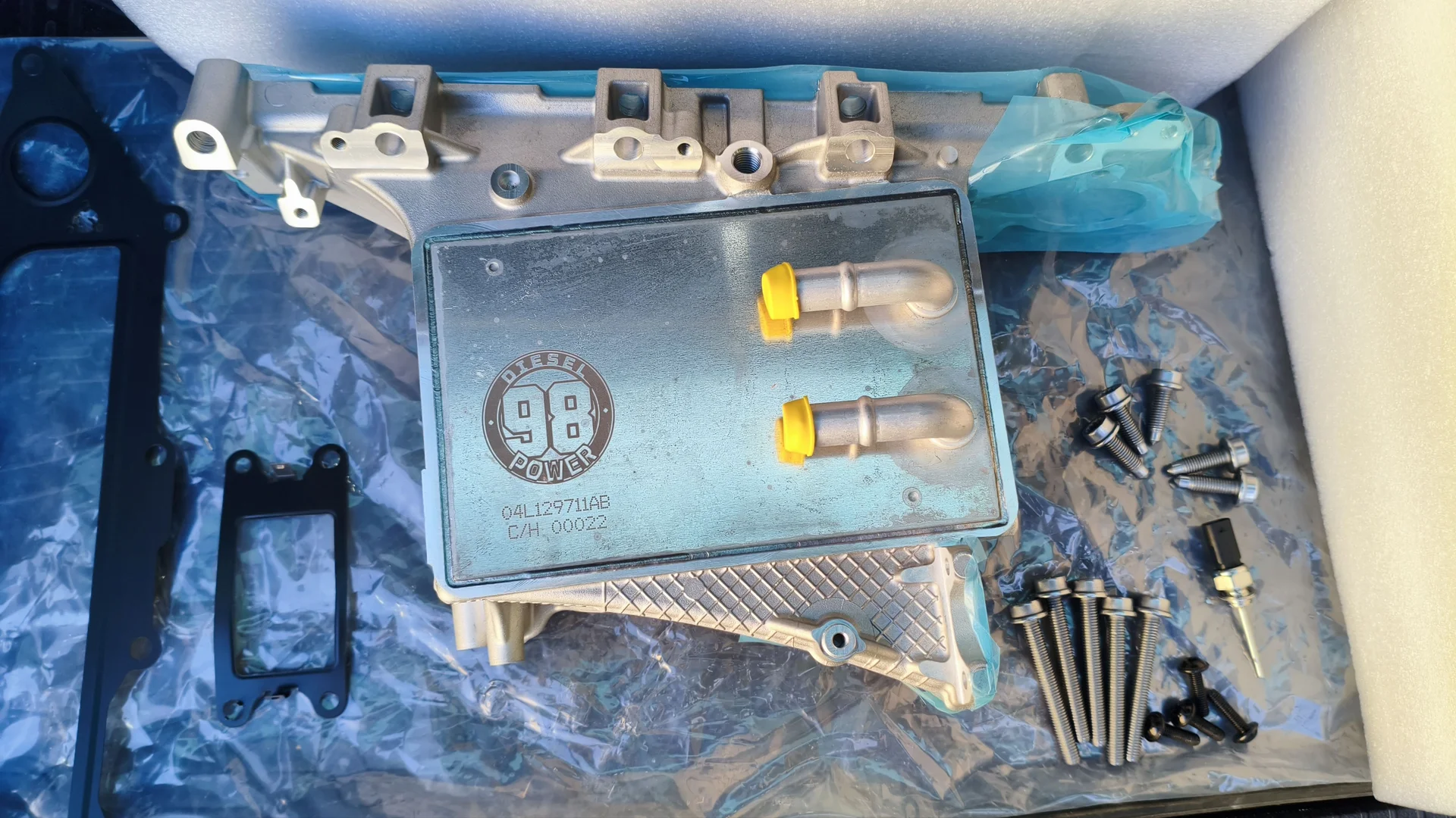 Впускной коллектор 04l129711AB - изображение 1