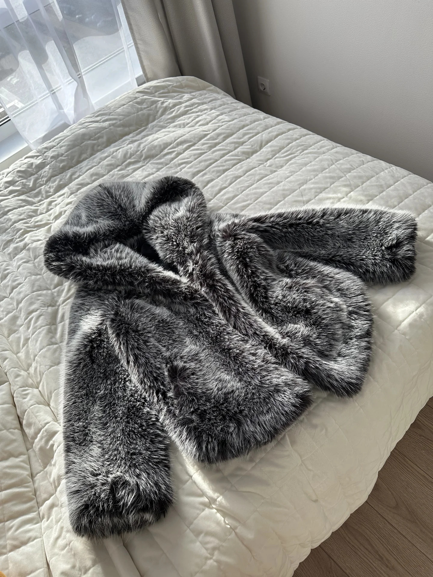Шуба из искусственного меха GRV Premium Furs Р42 - изображение 1