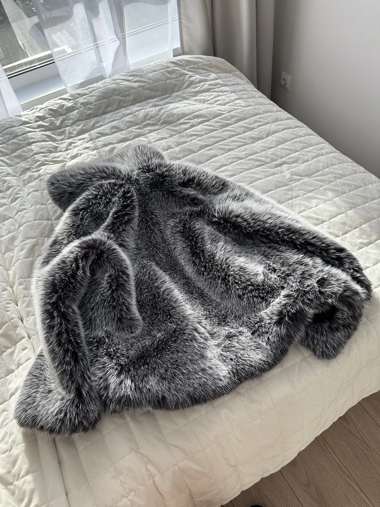 Шуба из искусственного меха GRV Premium Furs Р42 - миниатюра 4