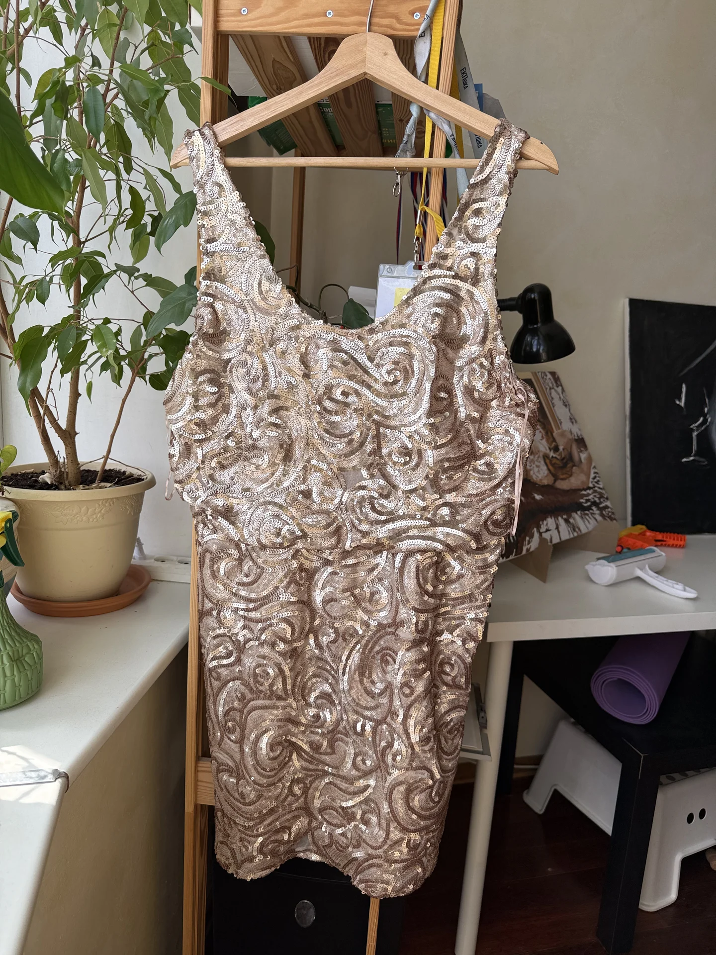 Платье mango с пайетками 48 - изображение 1