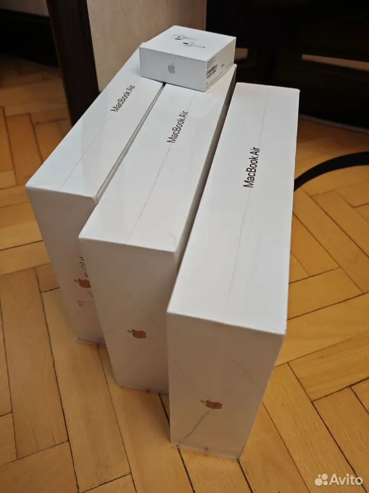 MacBook Air 13" M1 Gold Золотой 2023 года производства - миниатюра 4