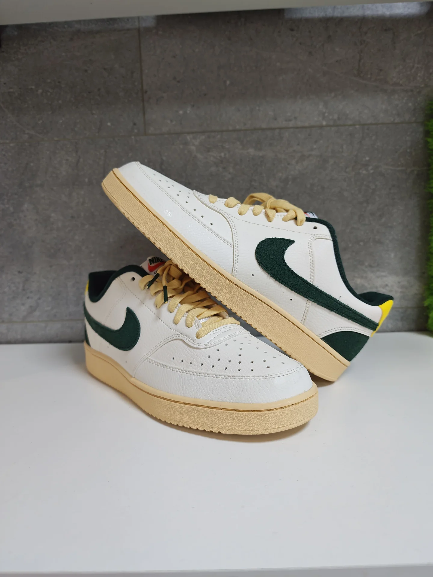 Nike court vision low US9.5 - изображение 1