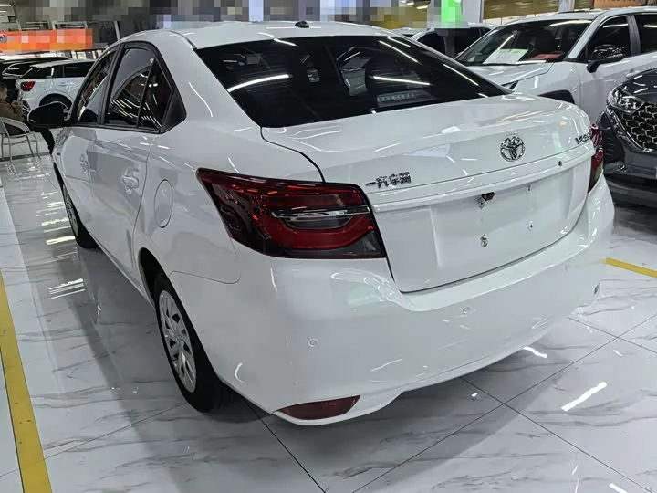 Toyota Vios 2022 Год - миниатюра 5