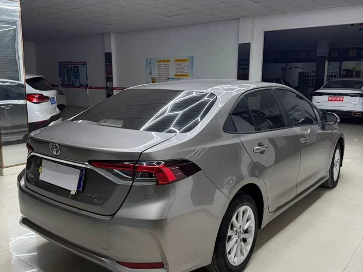 Toyota Corolla 1.2T 2022 года - миниатюра 2