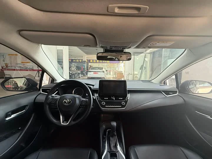 Toyota Corolla 1.2T 2022 года - миниатюра 3