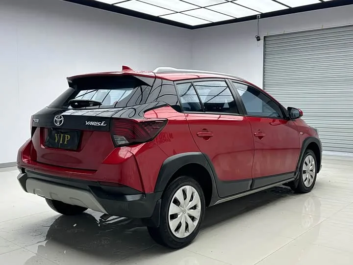 Toyota Yaris L 1.5 2021 Год - миниатюра 5