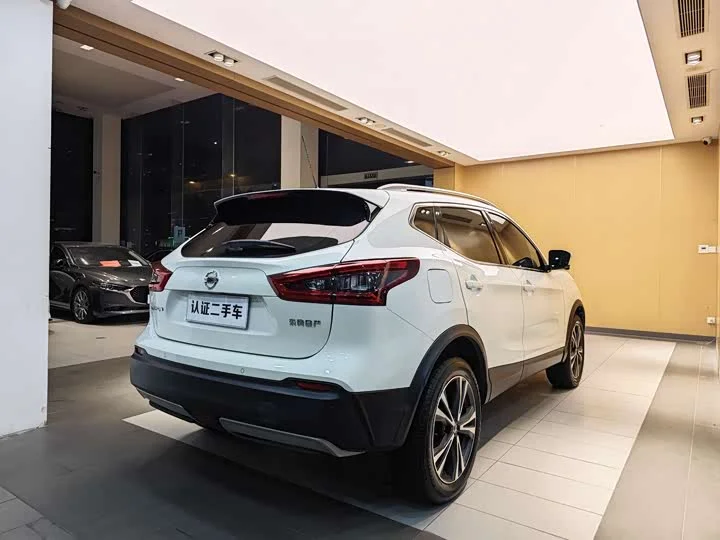 Nissan Qashqai 2022 2.0L - миниатюра 5