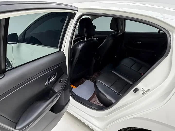 Nissan Sylphy 2022 1.6L - миниатюра 13