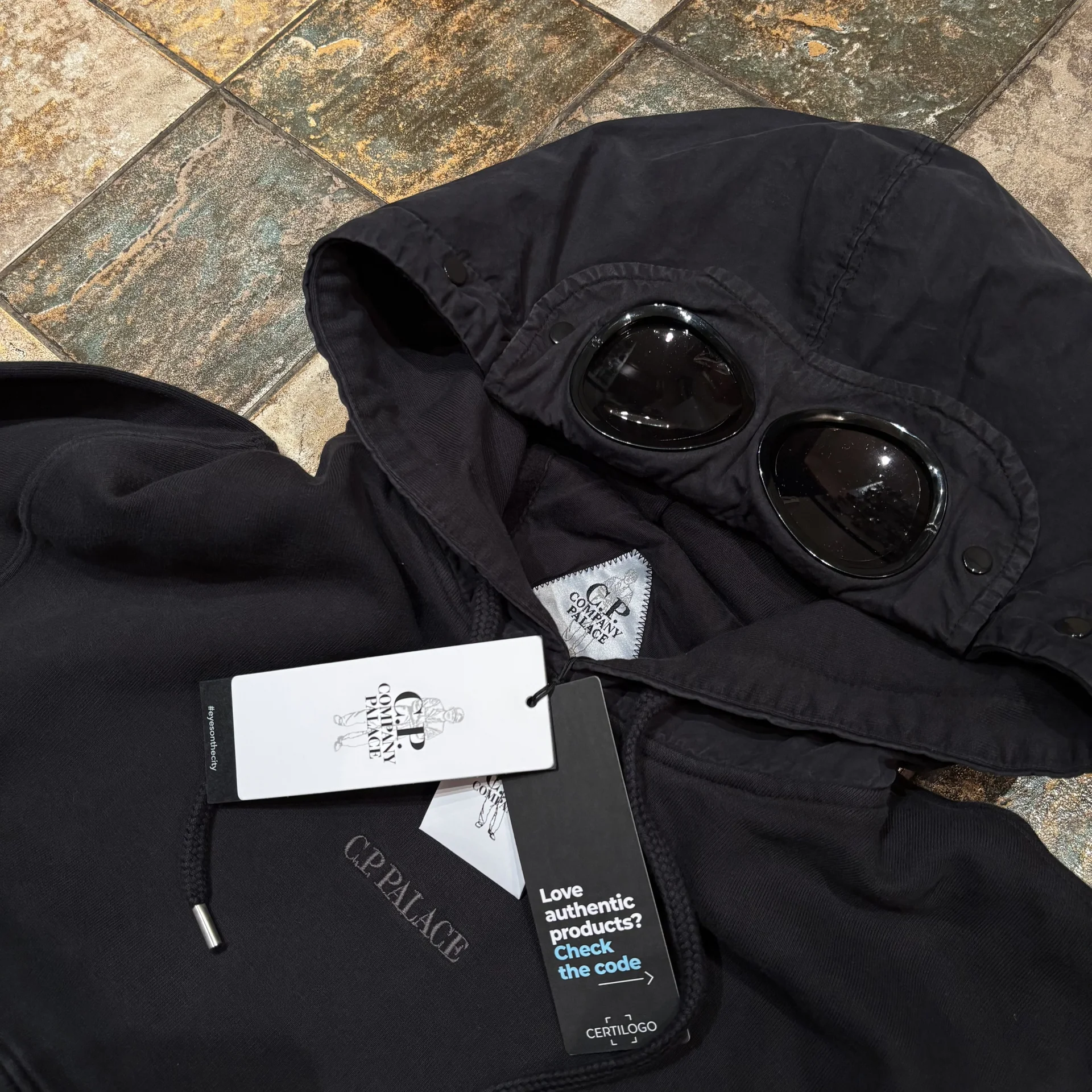 Cp company x palace худи - миниатюра 5