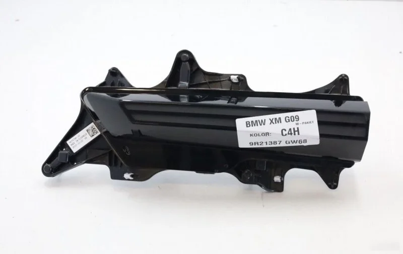 Фонари задние BMW XM G09 - миниатюра 8