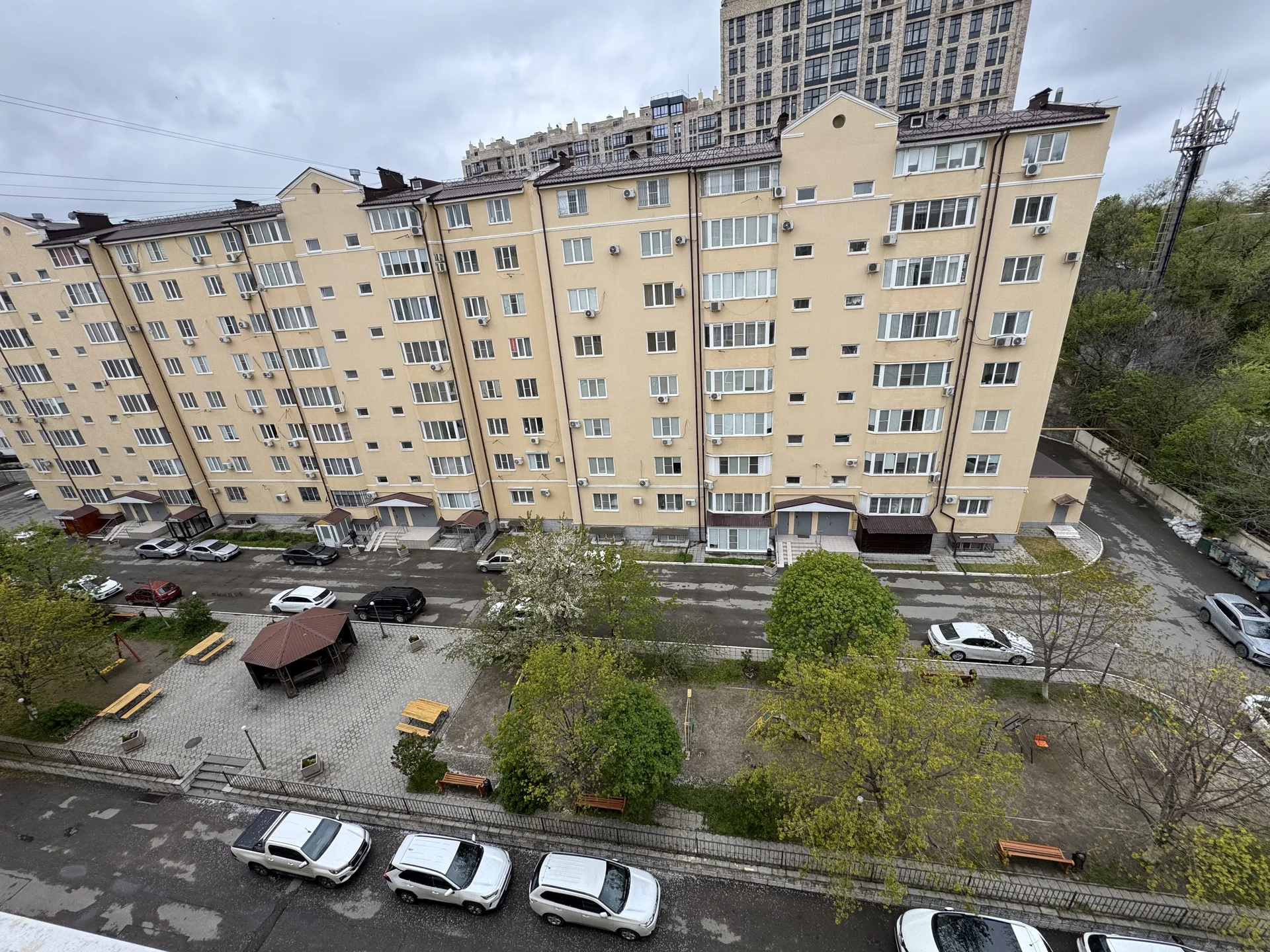 Продажа квартиры - изображение 1