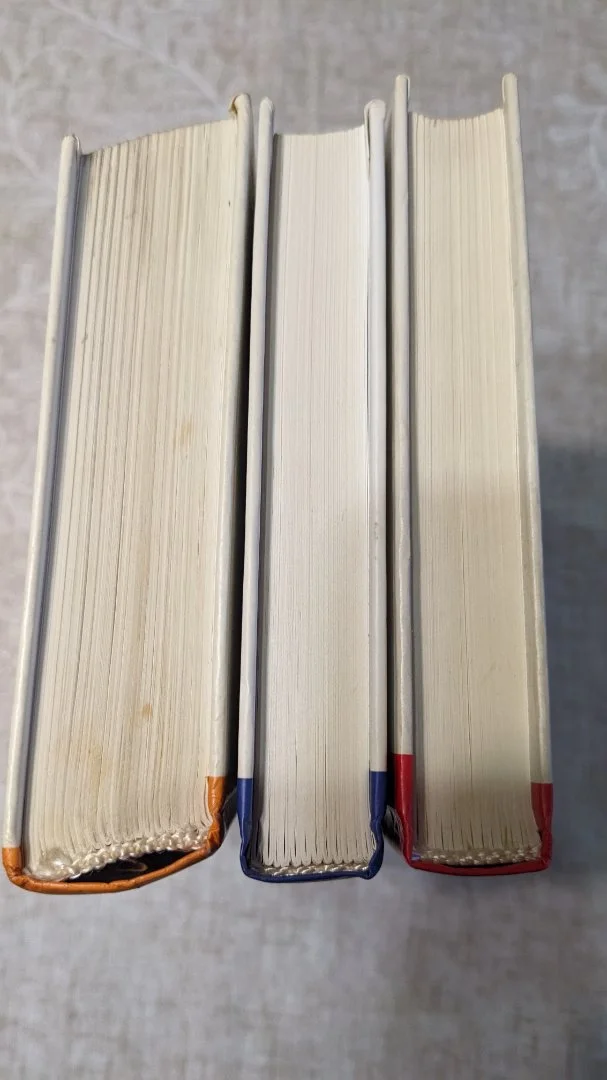 Жанры. Детская Книга. Шпионский роман. Фантастика / Акунин Борис - миниатюра 4