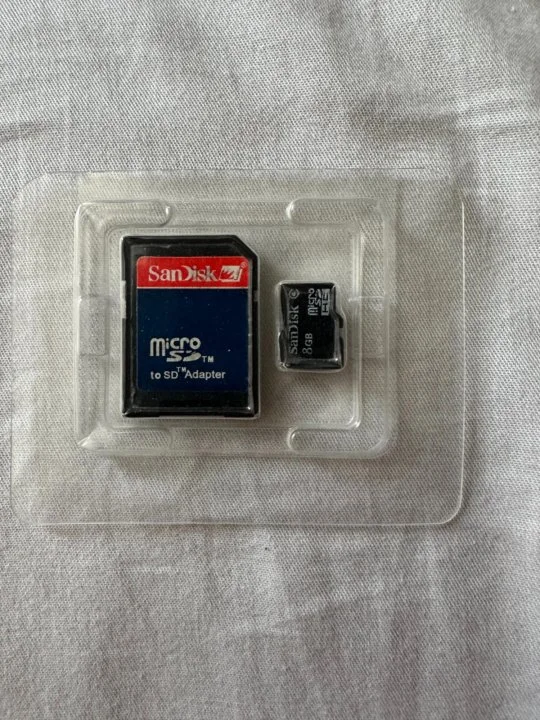 Карта памяти San Disk micro sd 8 гб - миниатюра 2