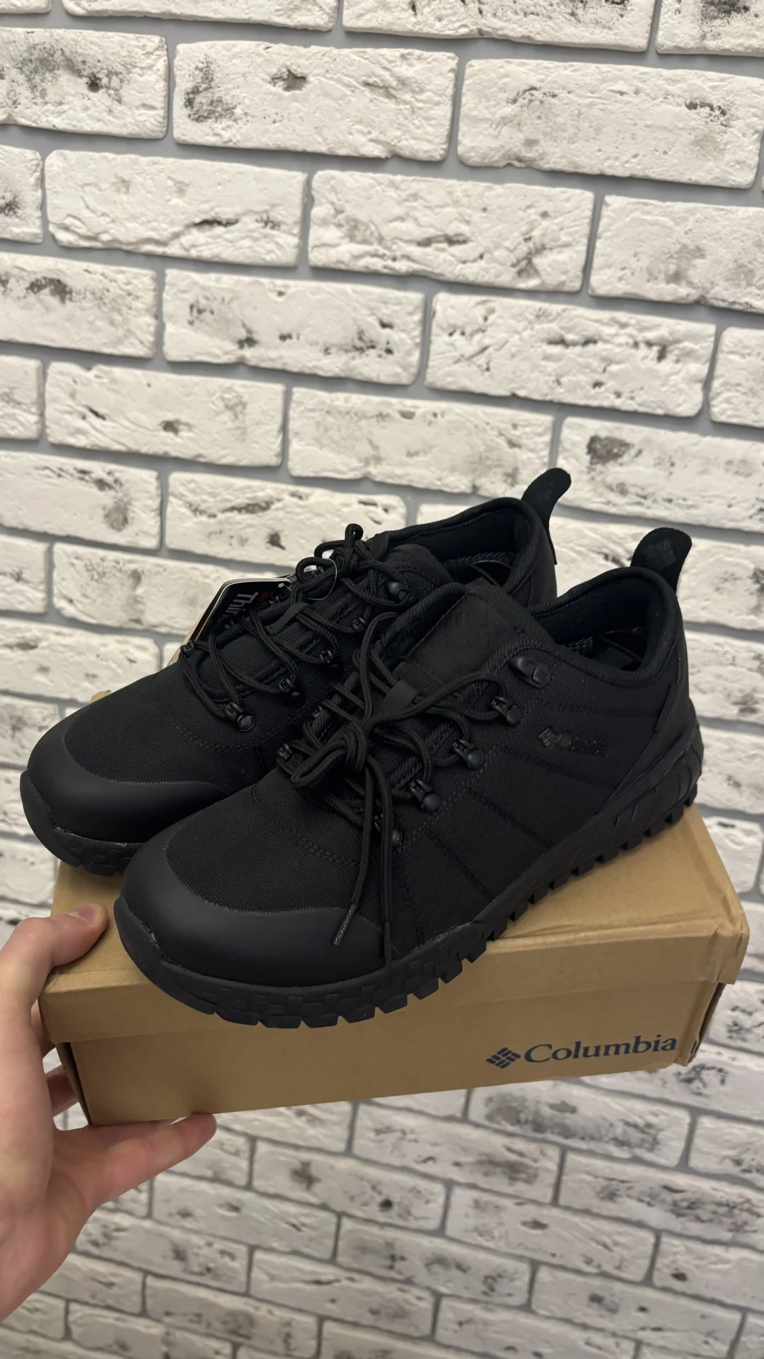 Кроссовки Columbia Fairbanks Low - изображение 1