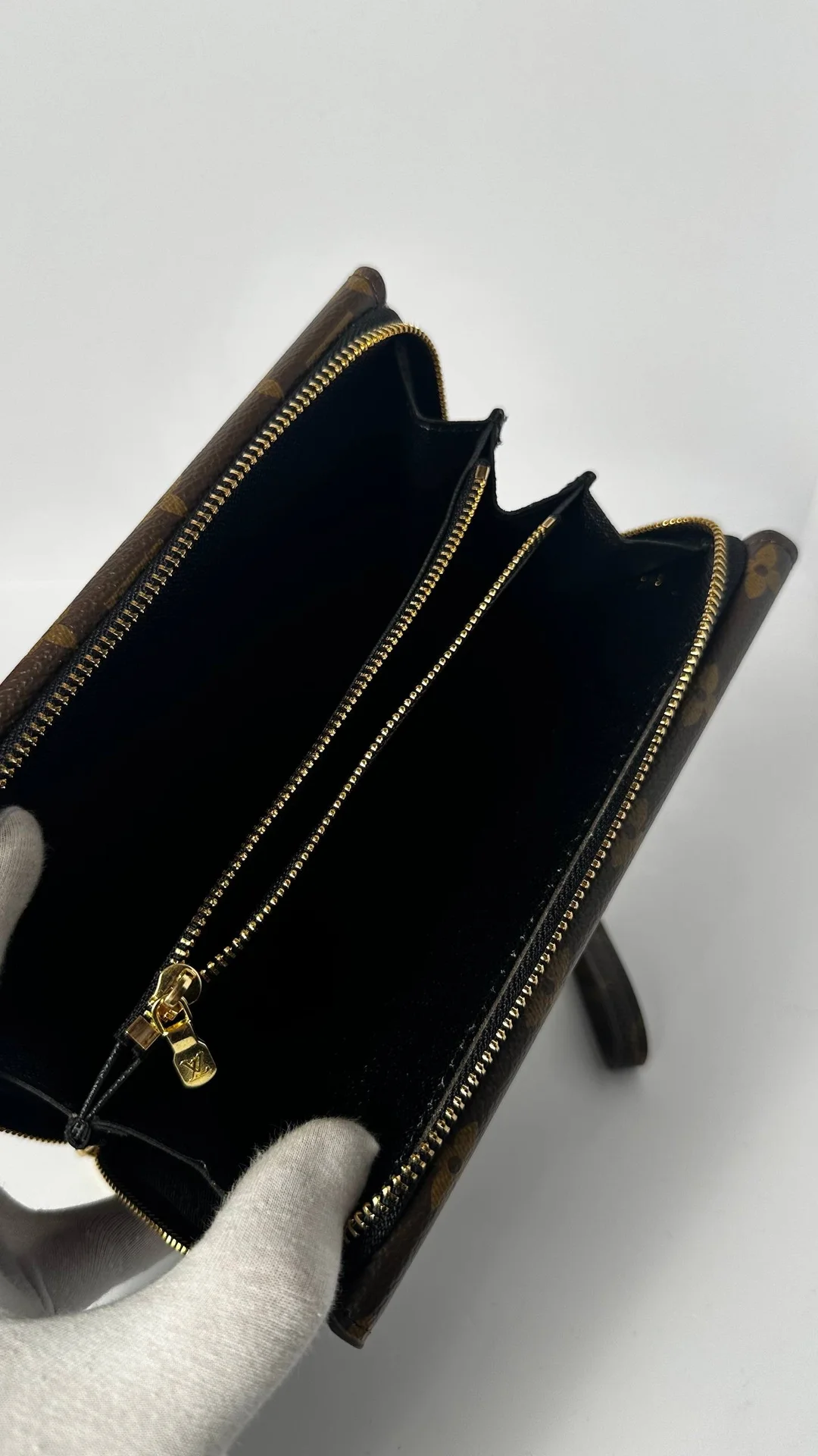 Кошелек Louis Vuitton - миниатюра 2