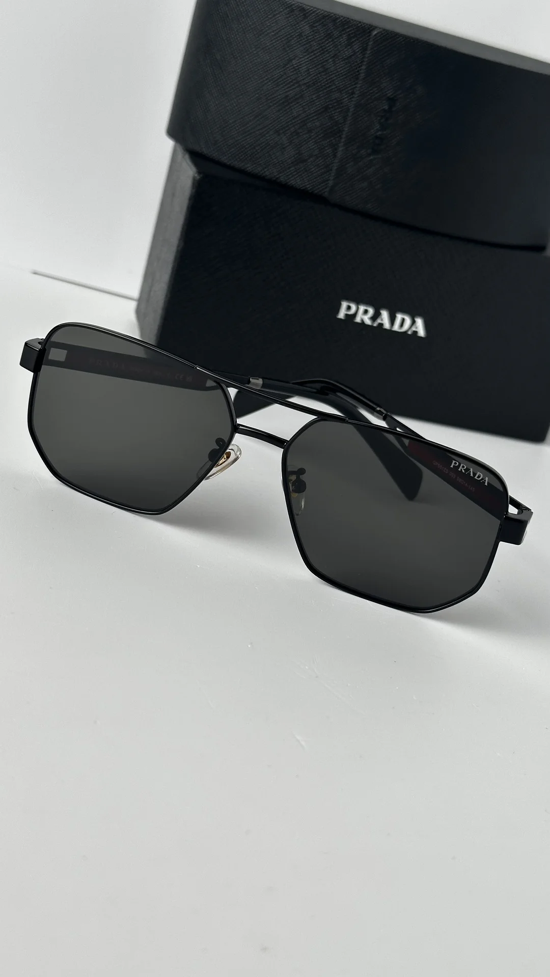 очки Prada - миниатюра 8
