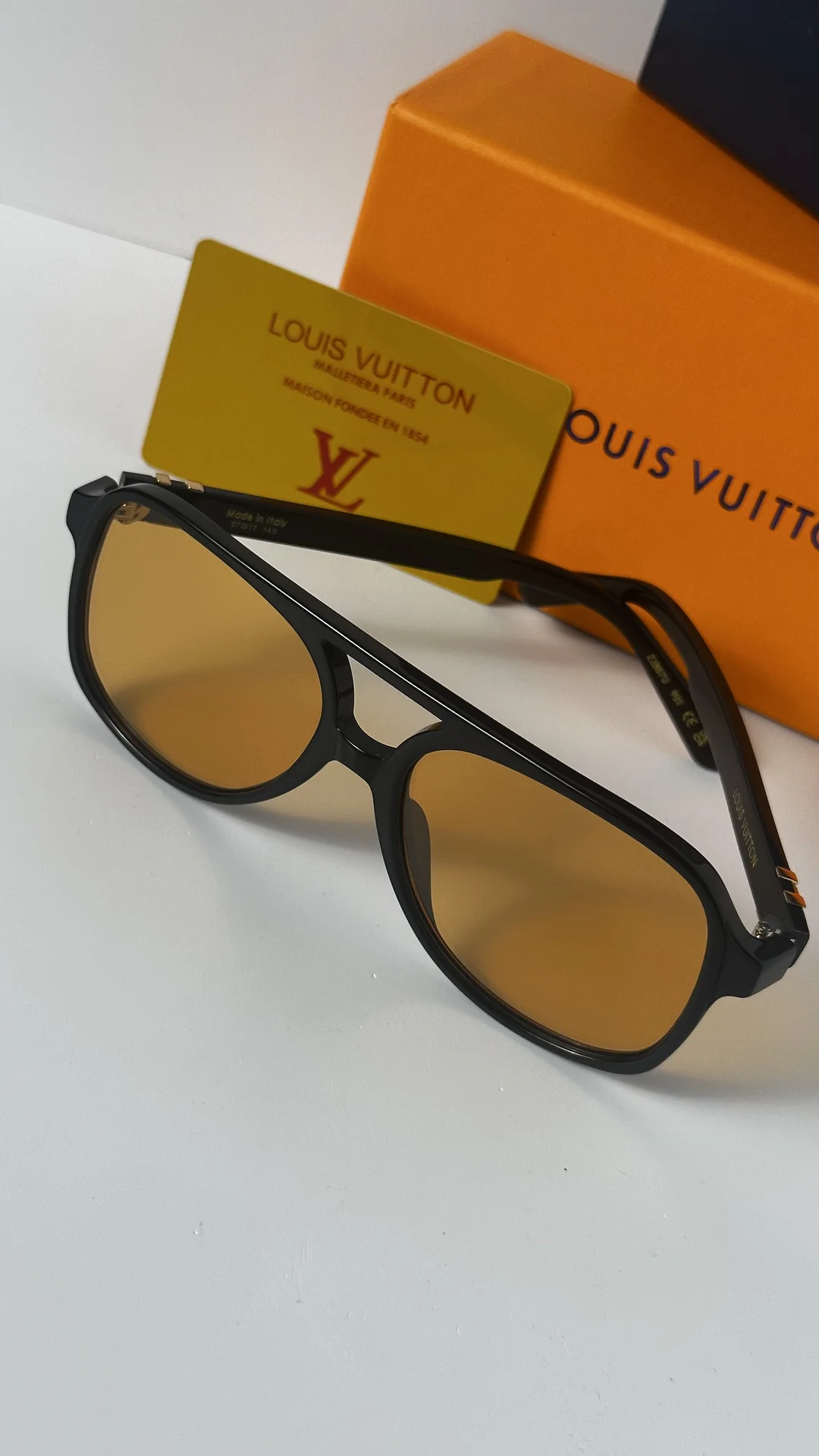 Очки Louis Vuitton оранжевые - миниатюра 6