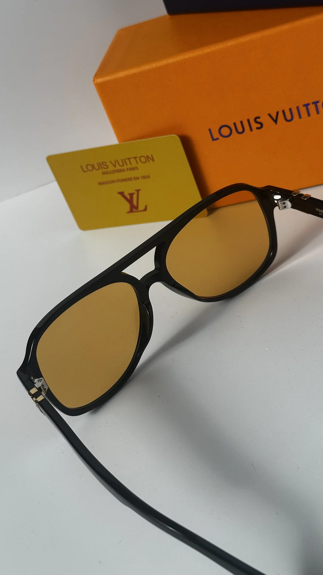 Очки Louis Vuitton оранжевые - миниатюра 7