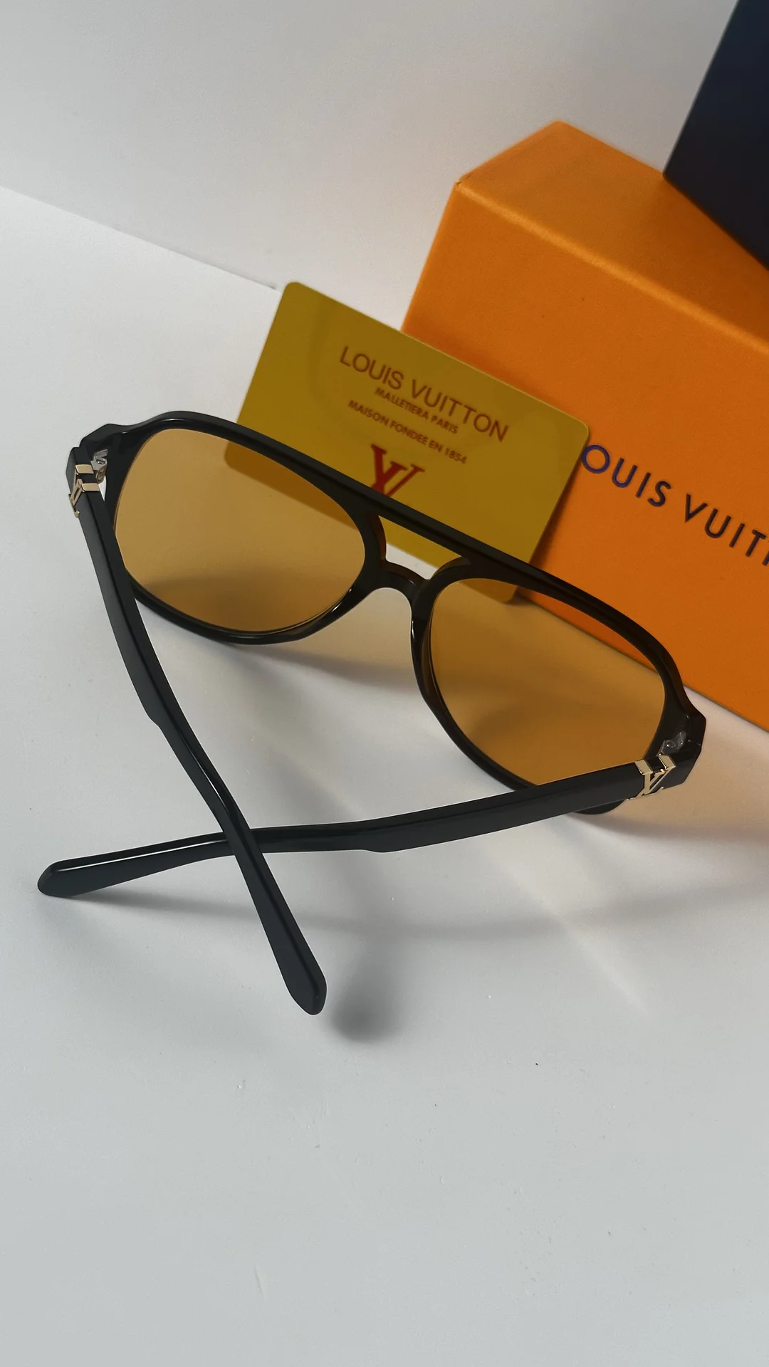 Очки Louis Vuitton оранжевые - миниатюра 8