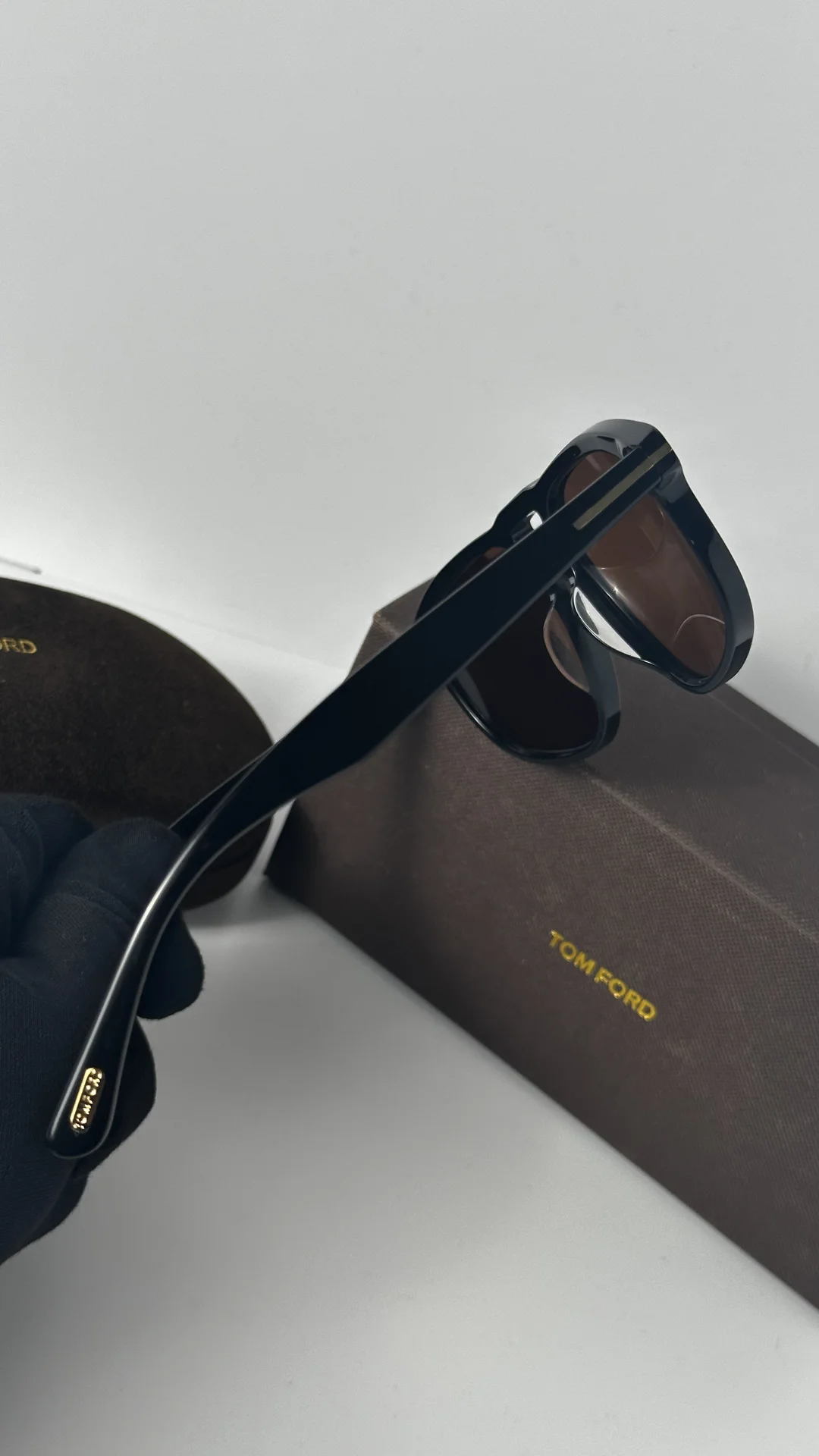 Солнцезащитные очки Tom Ford коричневые - миниатюра 6