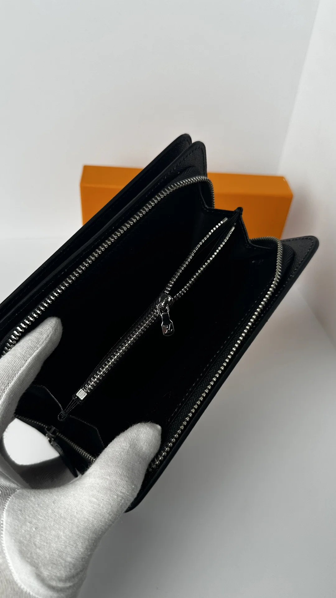 Кошелек Louis Vuitton - миниатюра 5