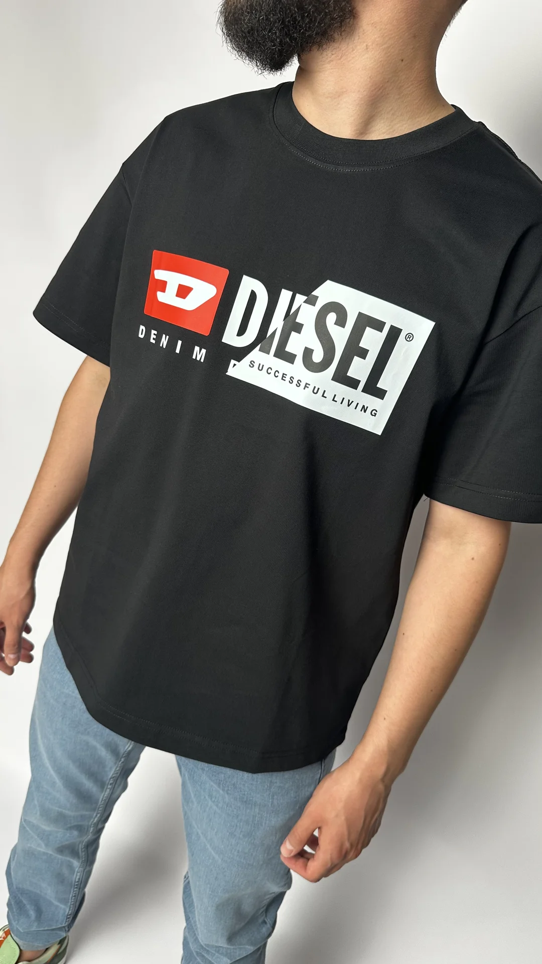 футболка Diesel черная - миниатюра 6