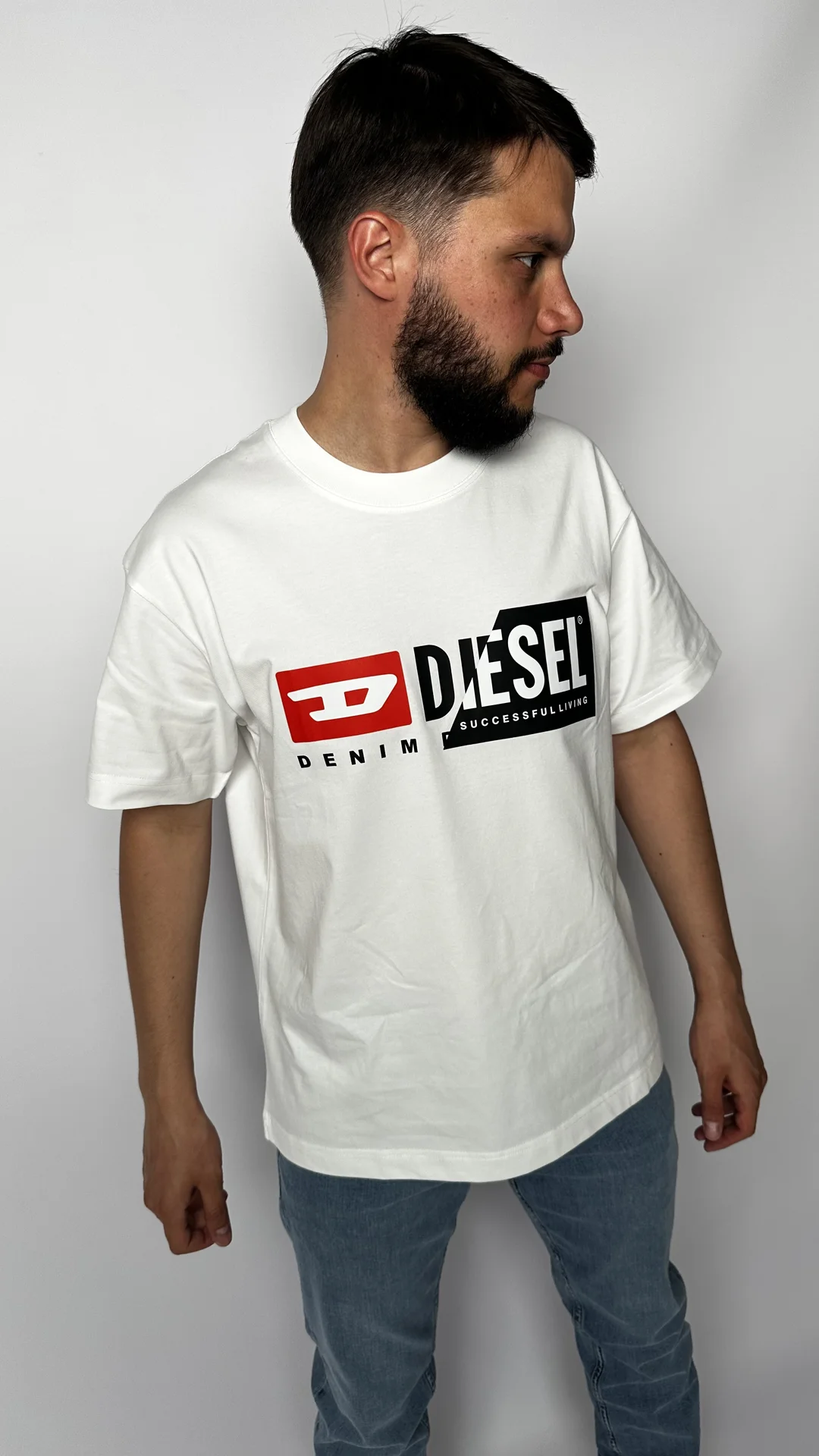 Футболка Diesel белая - миниатюра 3