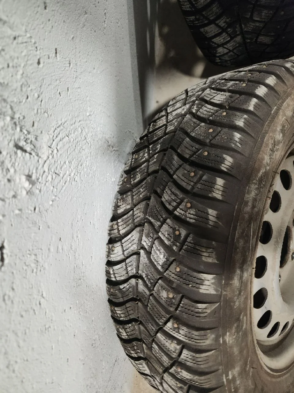 Колеса зимние шипованные 215/65r/16 - миниатюра 3
