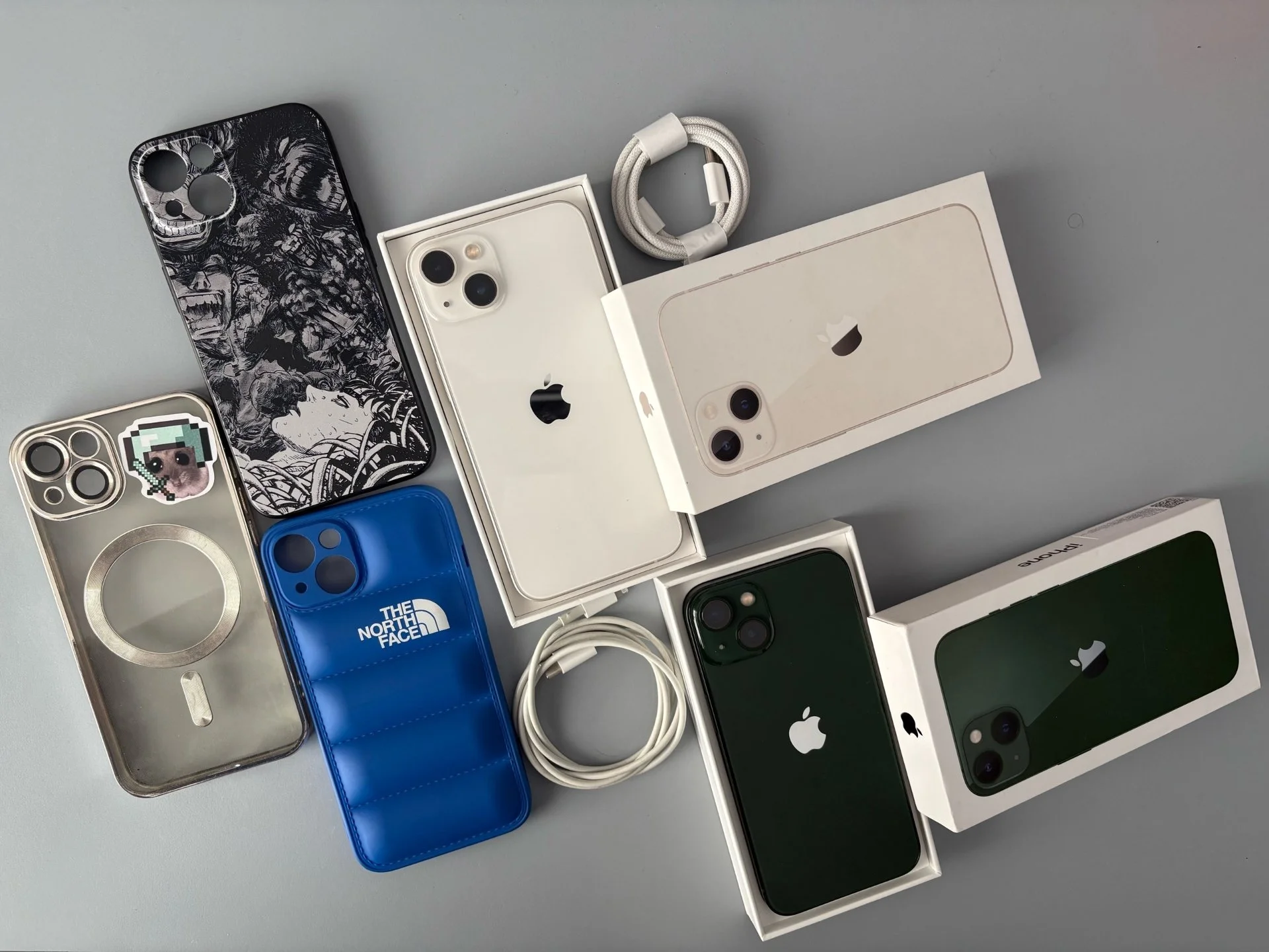 Лот 2 x Apple iPhone 13 на 128GB - изображение 1