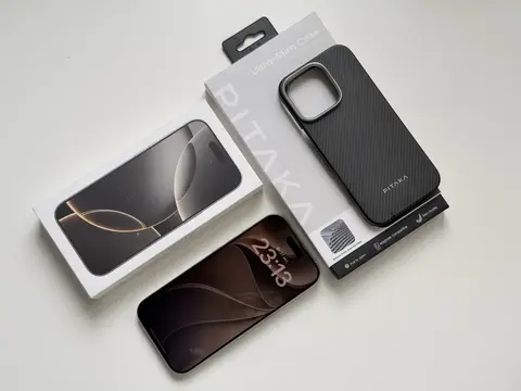 iPhone 16 Pro, 256 ГБ, SIM + eSIM